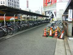 松山駅前第2駐輪場の写真です