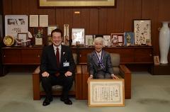 鎌田宏子さんと市長