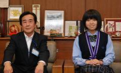 梅岡副市長と泉宗さんの写真