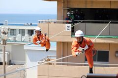 ロープブリッジ渡過の訓練実施状況