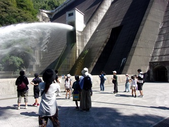石手川ダムの写真