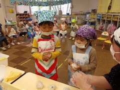 おにぎりパーティーの写真