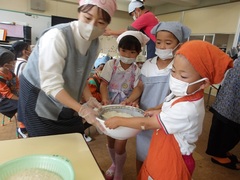 おにぎりパーティーの写真