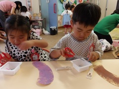 製作をする様子