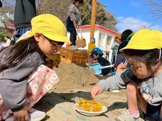 砂遊び