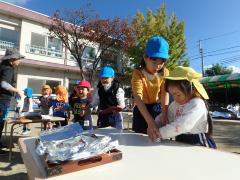 焼き芋パーティの様子