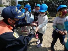 消防車見学の様子