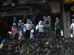 金毘羅神社境内