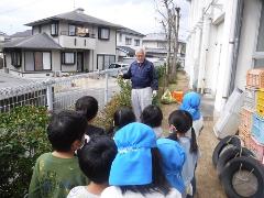 校務員さんと幼児