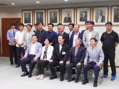 平澤市の職員と市議会議員の皆さんと市長