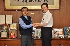 翁建一本部長と市長