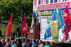 挨拶する市長