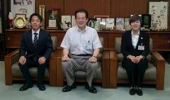 青年海外協力隊の皆さんと市長