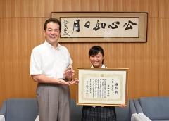 藤田櫻子さんと市長