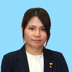 顔写真：篠藤　愛