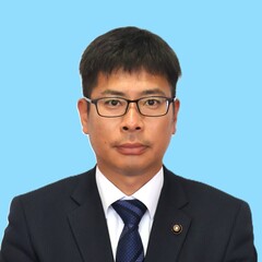 顔写真：鈴木　大介