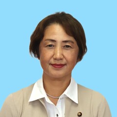 顔写真:泉　早苗