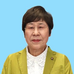 顔写真：小崎　愛子
