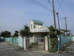 写真：粟井保育園施設の外観