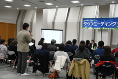 写真：タウンミーティングの様子2