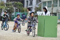 写真：こども自転車教室の様子