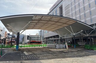 大屋根西