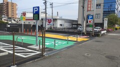 西駐車場入り口写真